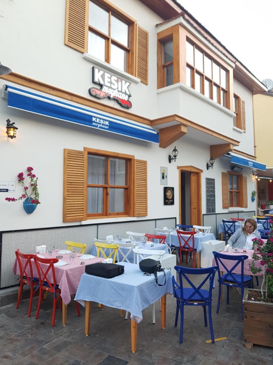 Umet Otel